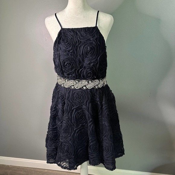 Trixxi Navy Blue Beaded Cocktail Mini Dress Size 9 - Picture 2 of 7